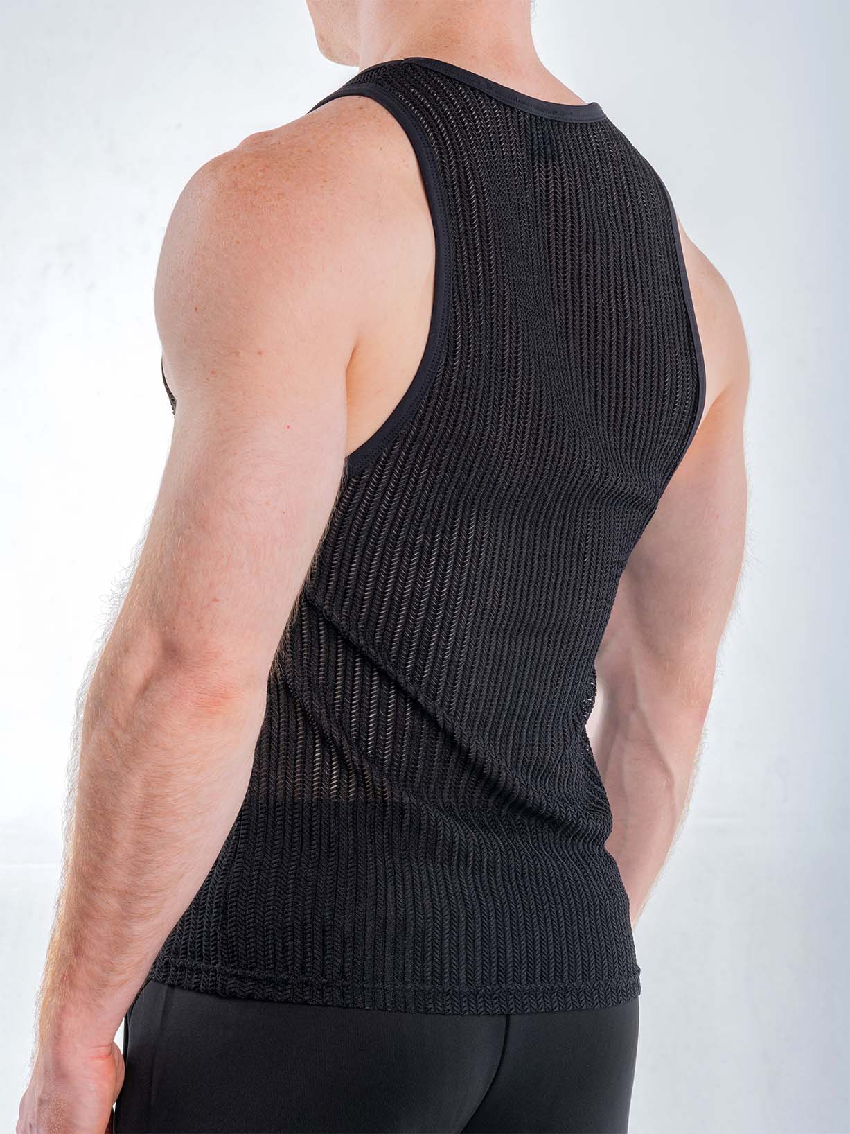 Full Kit Gear Captivity Tank Top - Black