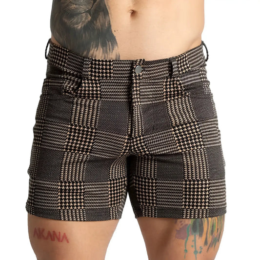 Black and white houndstooth patterned gigo mountain brown short with classic tailored fit and comfortable fabric