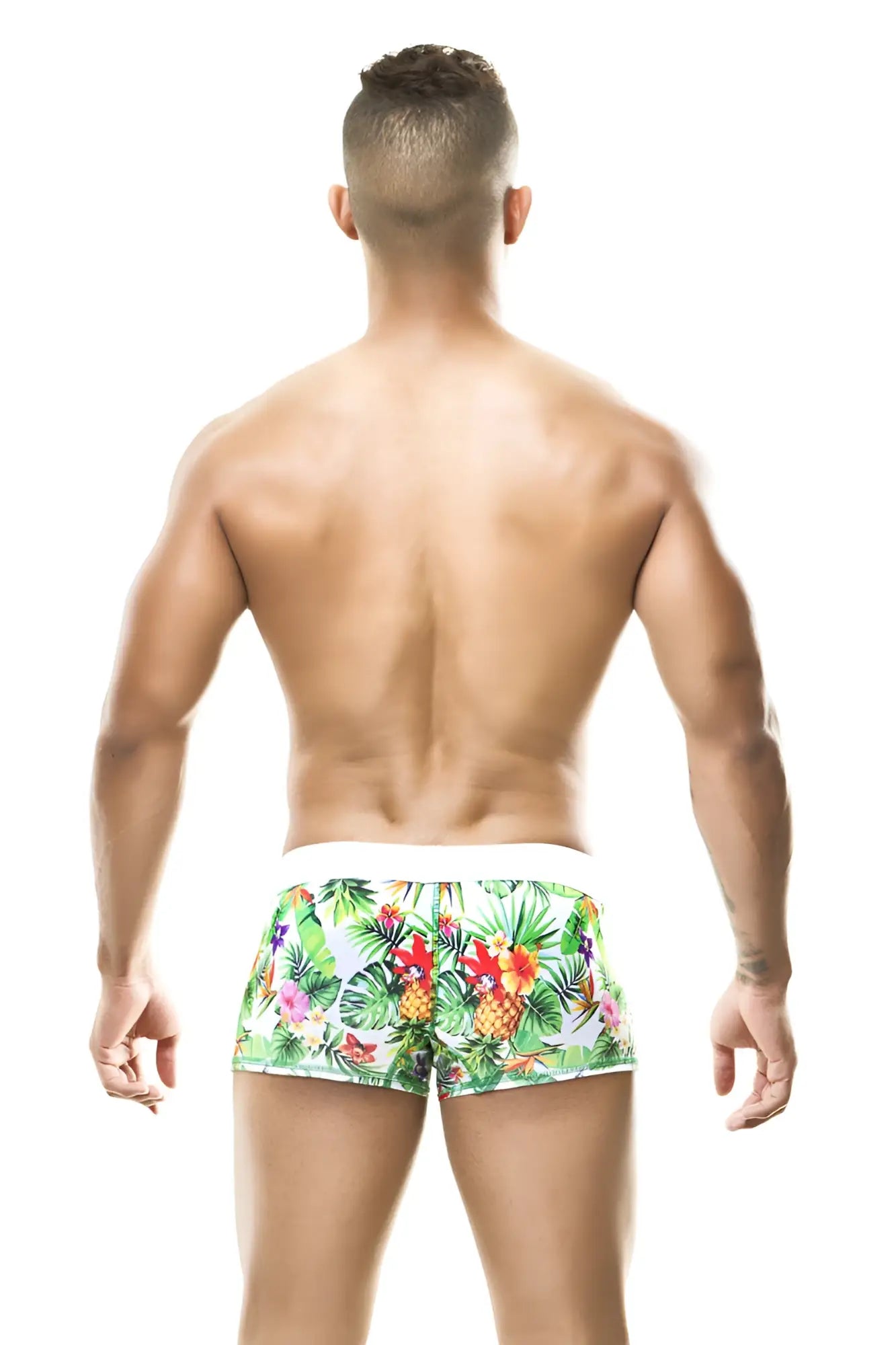 Gigo tropic boxer underwear size m featuring vibrant tropical print swim trunks with a white waistband