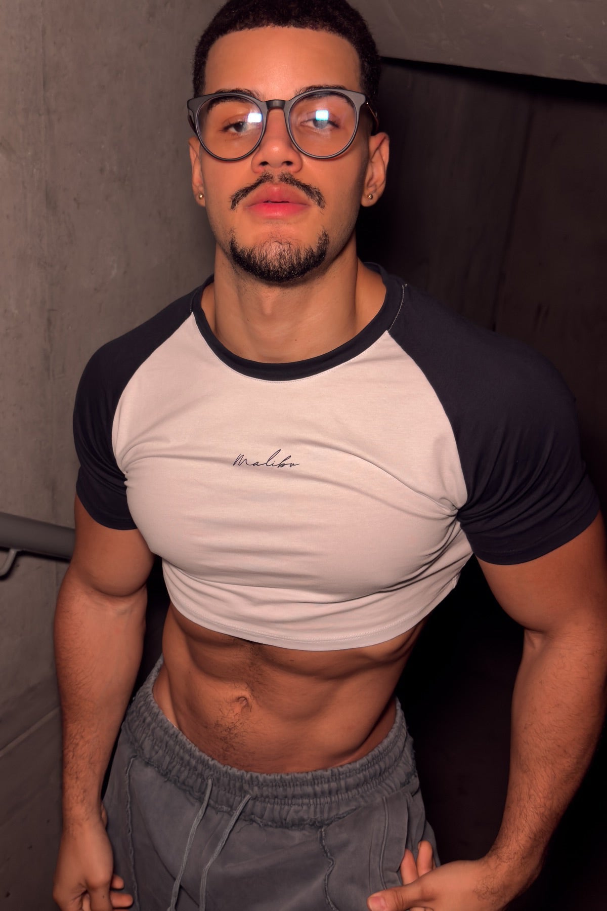 JJ Malibu Men's Muscle-Fit Crop Tee - Malibu Script