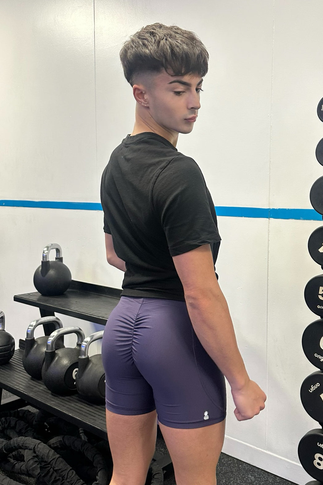JJ Malibu Men's Lustrous Scrunch-Butt 4.5" Bike Shorts - Sugar Plum