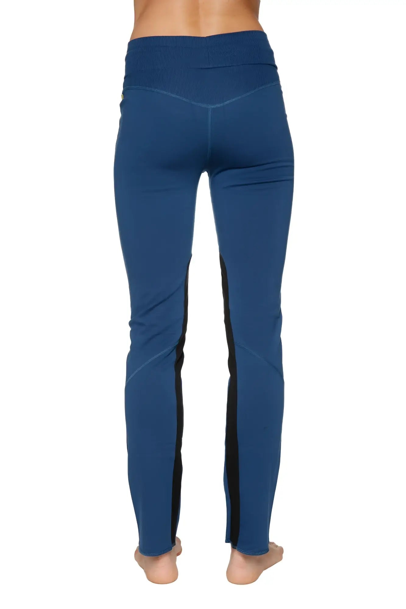 Women’s organic boyfriend yoga training pant in blue high-waisted leggings with black side panels