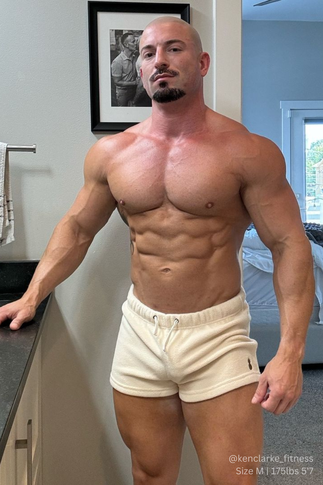 JJ Malibu Men's Luxe Plush Fleece 2" Short Shorts - Champagne