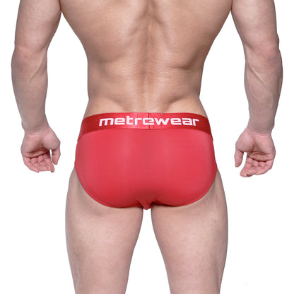 MetroMaleWear Vasco hip brief crimson red with matching red waistband featuring white lettering in breathable fabric