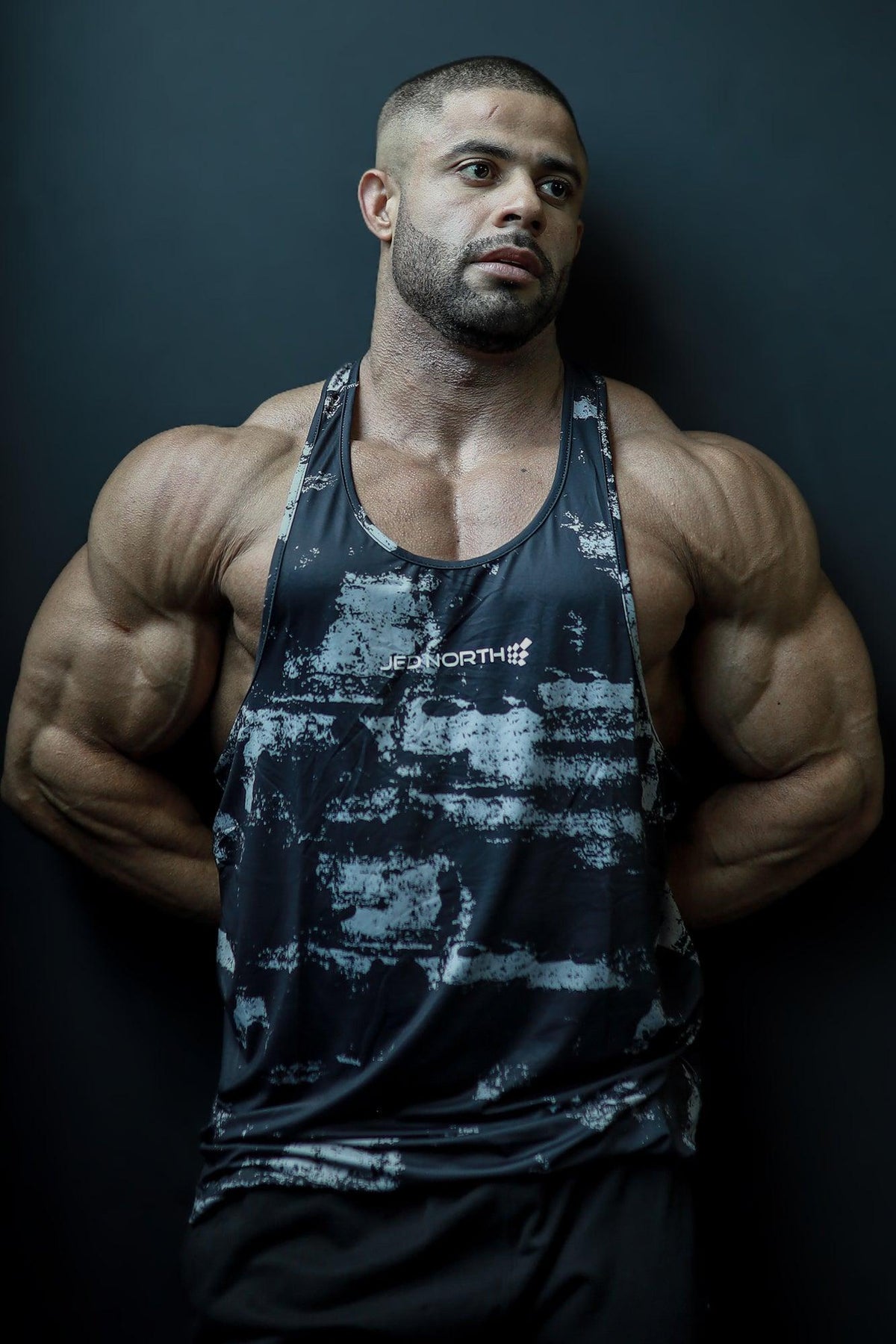 Jed North Men's Graphic Muscle Stringer - Silver Brush Strokes