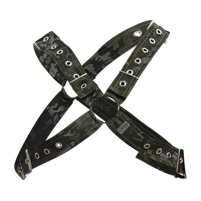 Dngeon classic cross harness camo with black camouflage pattern silver-toned metal hardware and eyelets