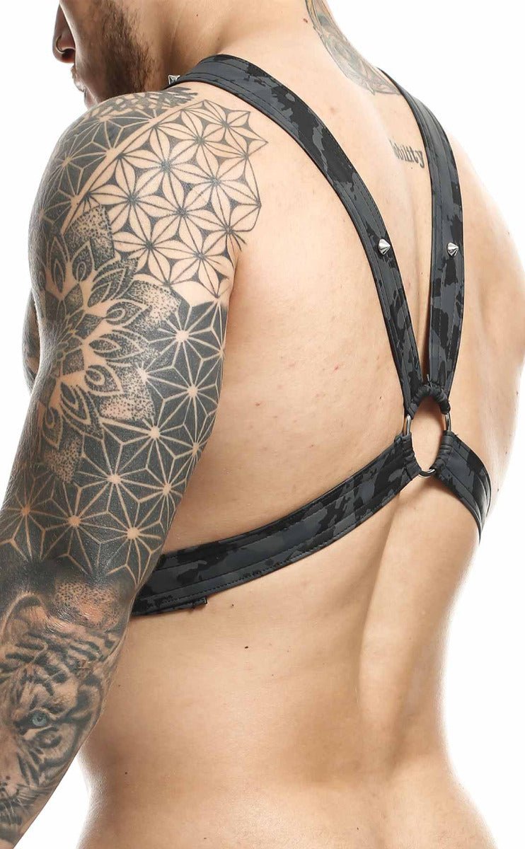 Black camouflage-patterned dngeon cross chain harness with metallic hardware for secure stylish wear