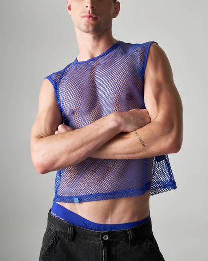 Blue fitted cropped sleeveless top made of mesh material designed as an edge net mesh muscle tank
