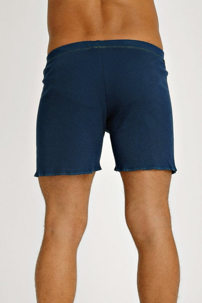 Fusion yoga short royal blue dark blue denim shorts with relaxed fit and frayed hem for casual wear