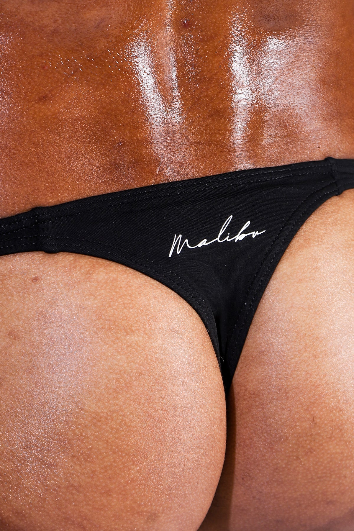 JJ Malibu Men's Cheeky Classic G-String Thong - Black