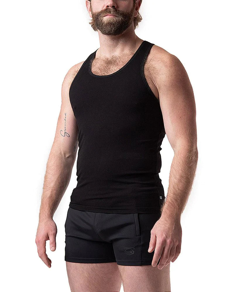 Black ribbed tank top with rounded neckline and seamless seams for comfortable everyday wear