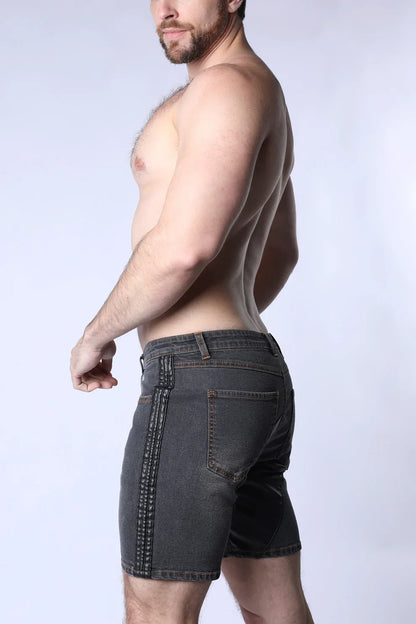 Dark gray saddleback denim shorts with slim fit and contrasting side stitching in durable denim material