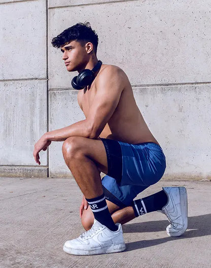 Black over-ear headphones spr max short with sleek modern design and comfortable cushioned earcups for immersive listening