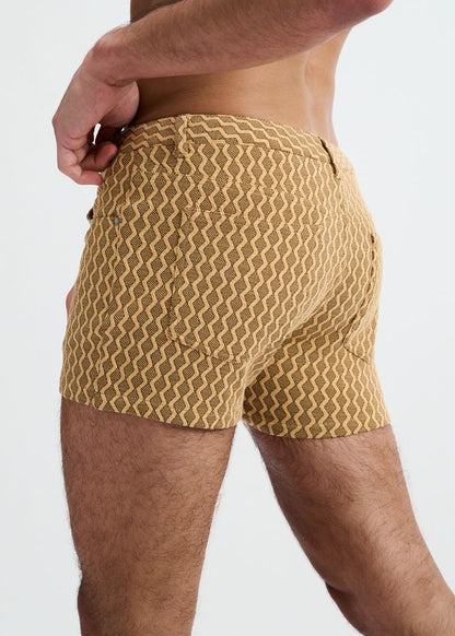 Short de sport ST33LE pour homme en maille extensible à motif jacquard gaufré, 3 po - Caramel