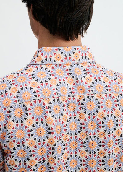 ST33LE Herren-Strickhemd mit Medaillon-Print – Cayenne/Distel