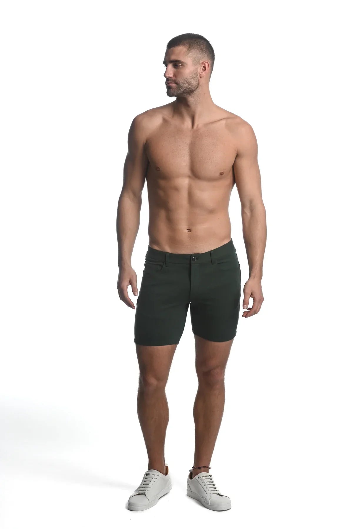 Dark green slim-fit stretch knit chino shorts with a classic five-pocket design for comfortable casual wear