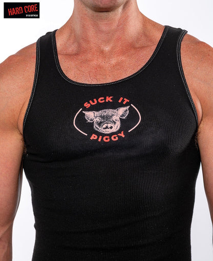 Hard Core 3905 Herren „Suck it Piggy“ Ripp-Tanktop – Schwarz