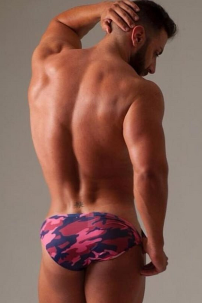 JJ Malibu Men's Men's Slimmer Bulge Briefs - Pink Camo