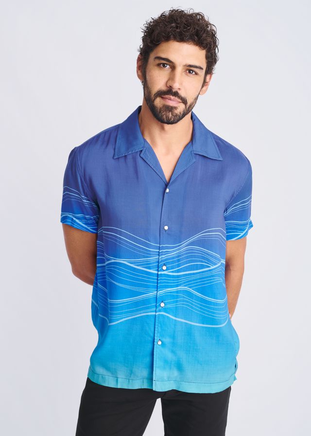 Blue gradient short-sleeved modal shirt with white wavy line pattern waves border print s s modal shirt front view