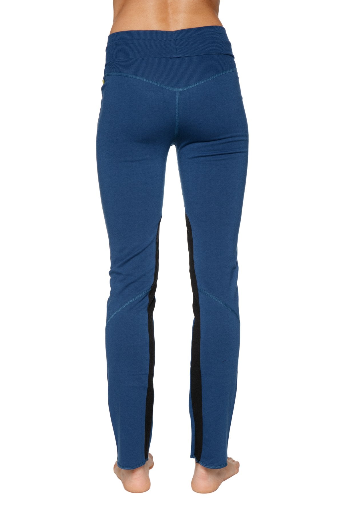 Women’s organic boyfriend yoga training pant in blue high-waisted leggings with black side panels