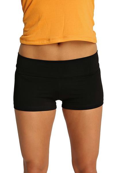 Womens yoga transition short in black with a wide elastic waistband and form-fitting design for flexible movement