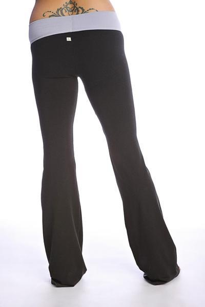 4-rth women’s classic black flared yoga pants with light gray elastic waistband for comfortable activewear