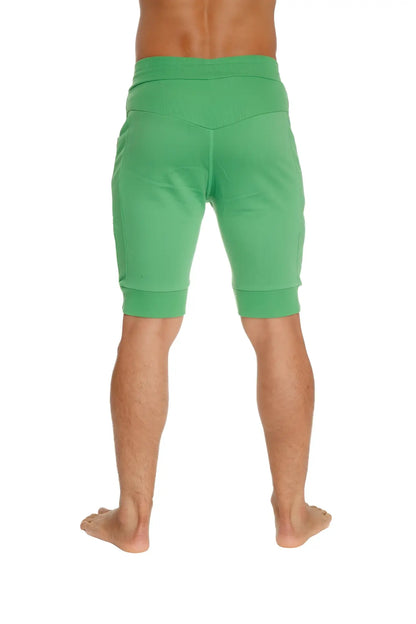 Cuffed yoga short in bamboo green featuring elastic waistband and ribbed cuffs made from soft bamboo fabric
