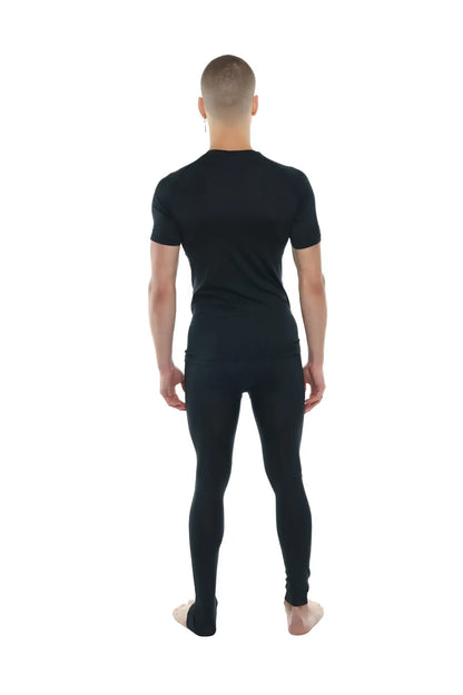 Black short-sleeved compression crew-neck tee and matching leggings set in carbon black for activewear use