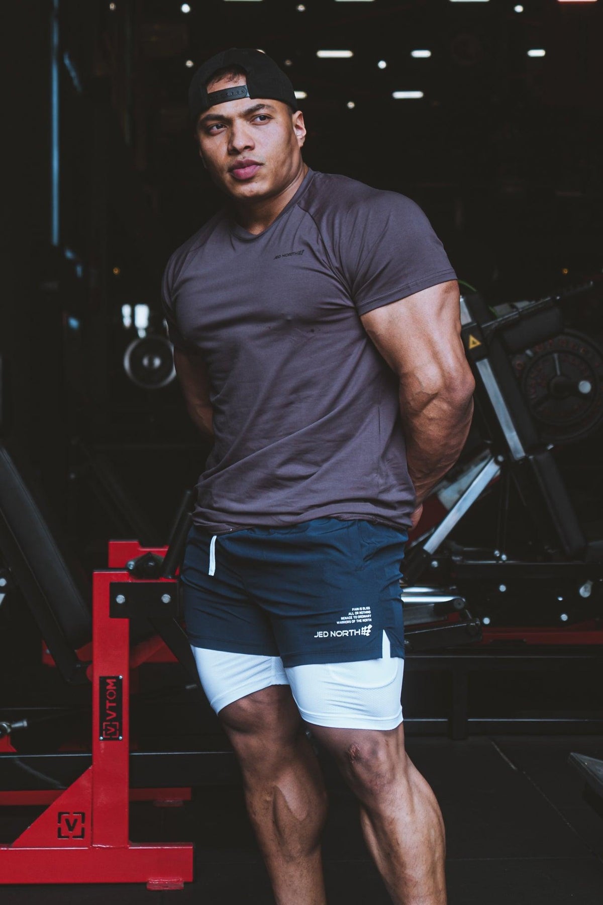 Jed North Men's Titan 2.0 Muscle-Fit T-Shirt - Taupe