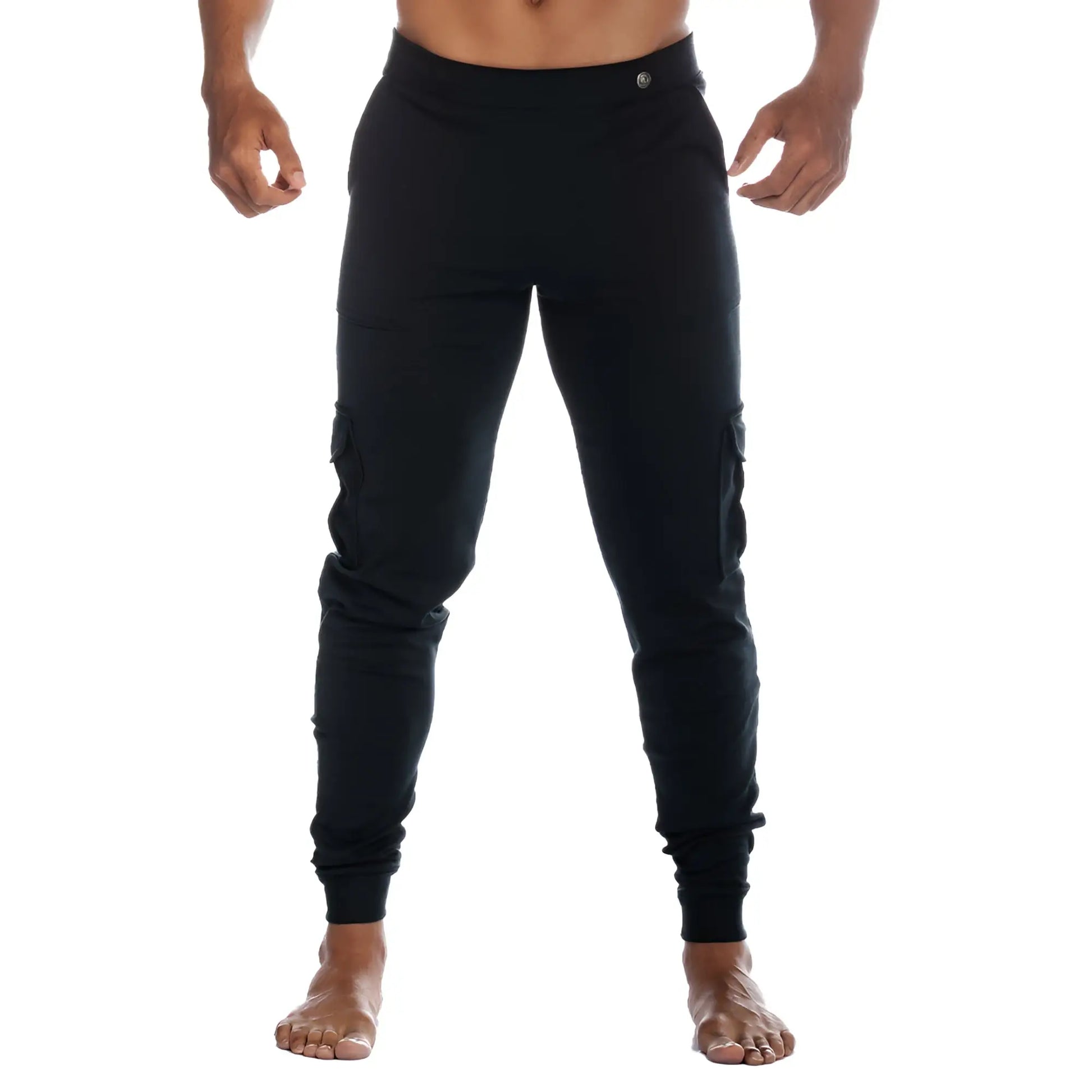 Black gigo cargo sportpants with elastic cuffs and side pockets for comfortable casual wear