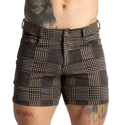 Black and white houndstooth patterned gigo mountain brown short with classic tailored fit and comfortable fabric