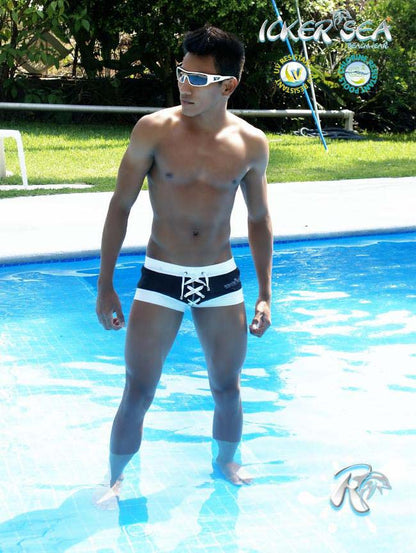 Icker Sea Legs Schnürsenkelbeutel, quadratisch geschnittene Badehose, Schwarz, COB-13-43