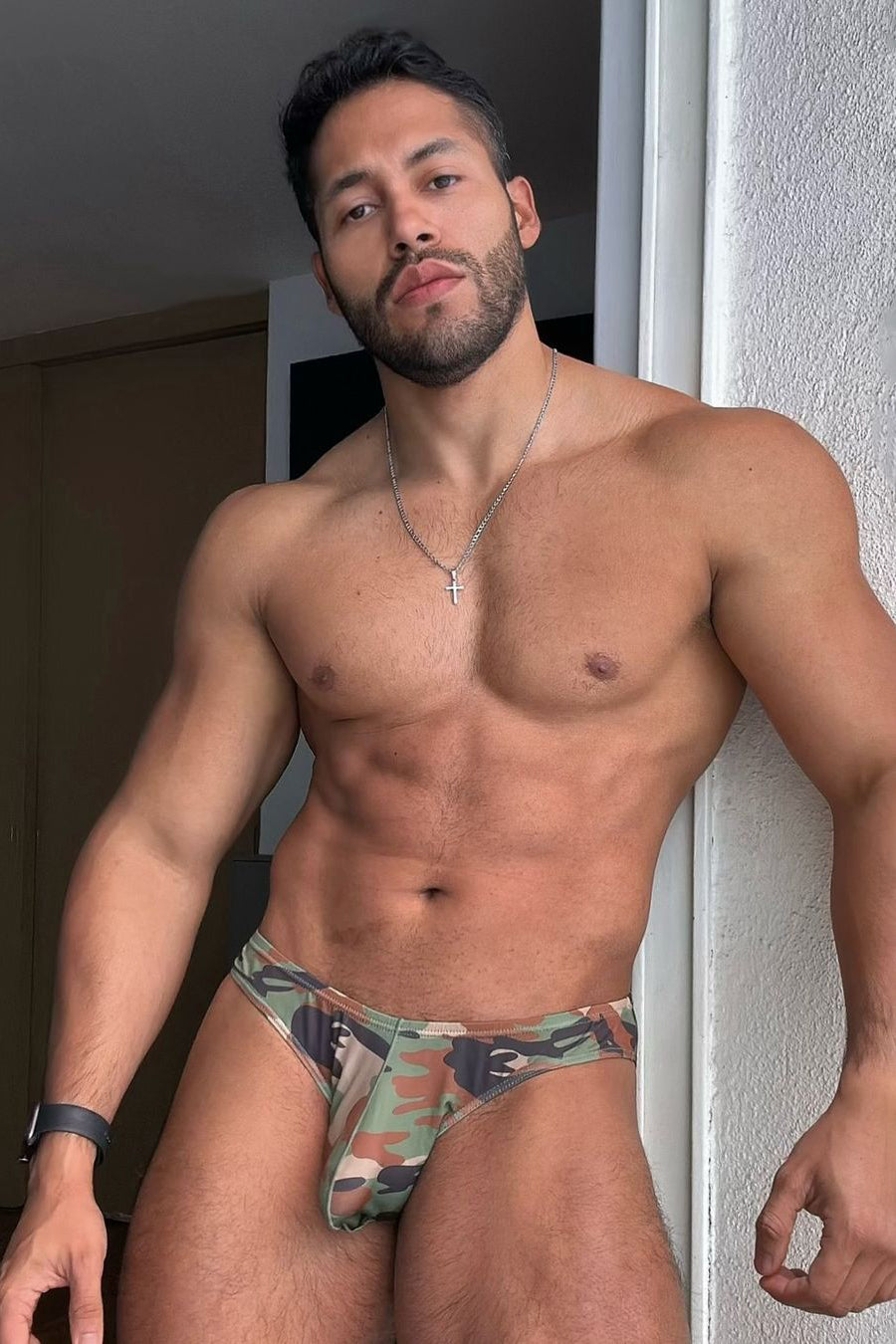 JJ Malibu Men's Men's Slimmer Bulge Briefs - Camo