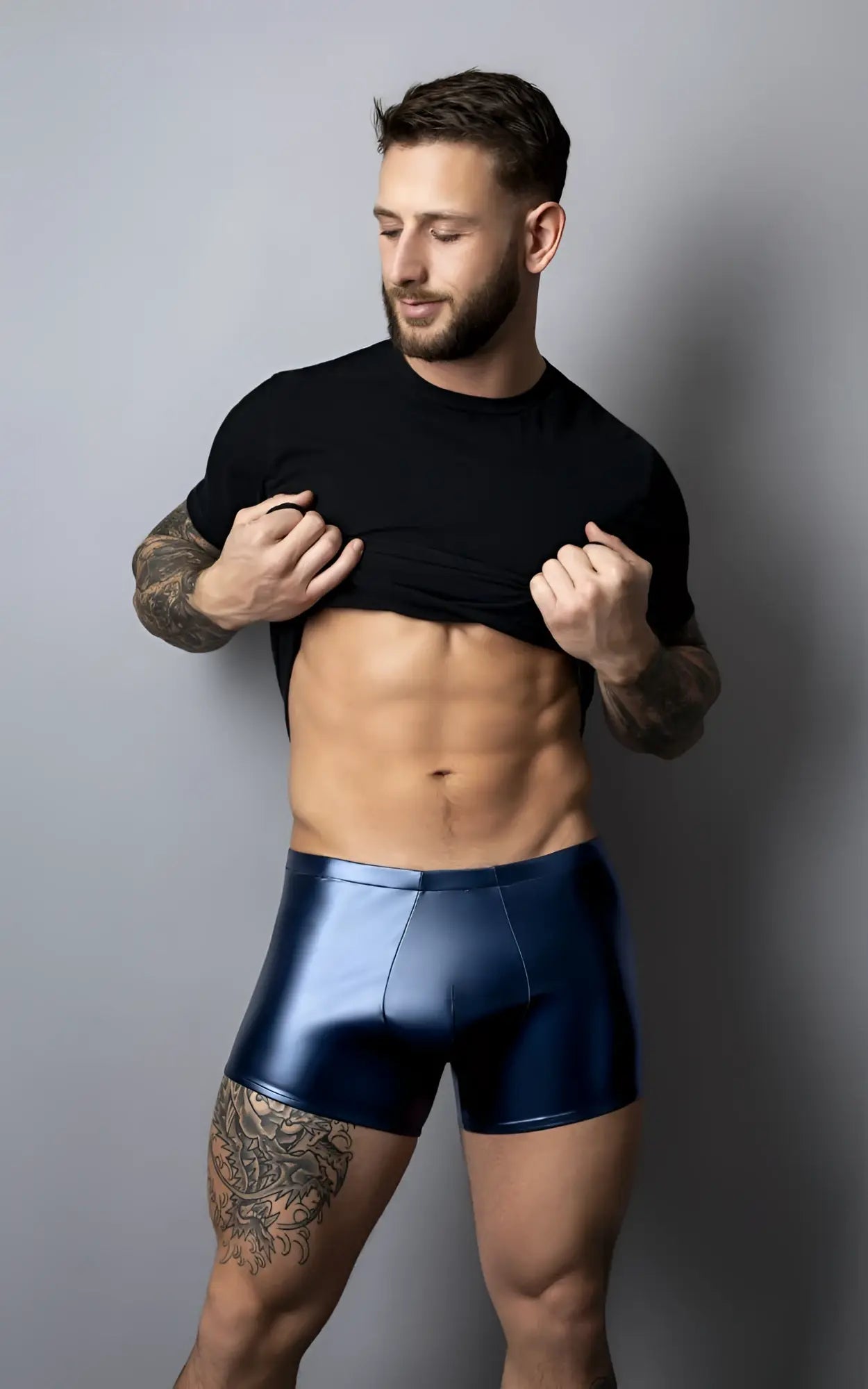 Male power 153-301 liquid onyx 2.0 pouch short shiny navy blue metallic briefs for men