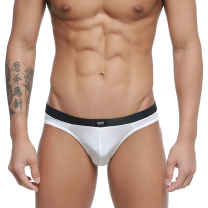 White briefs with black waistband and small logo from metromalewear cebolla bikini white 5105-30 collection