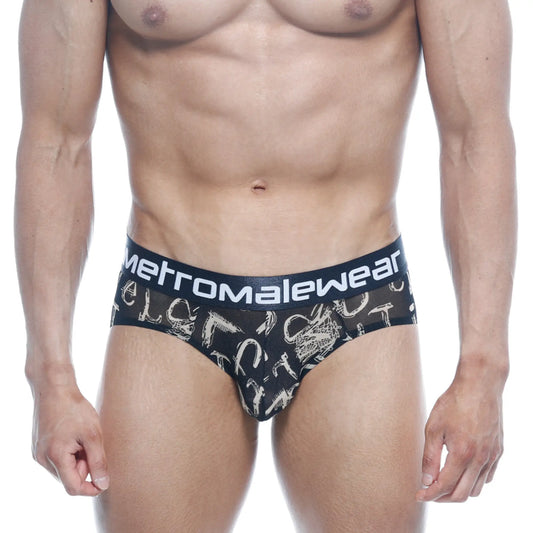 Black men’s briefs with white graffiti style graphic and metromalewear waistband hip brief bar oraculo 5003-03