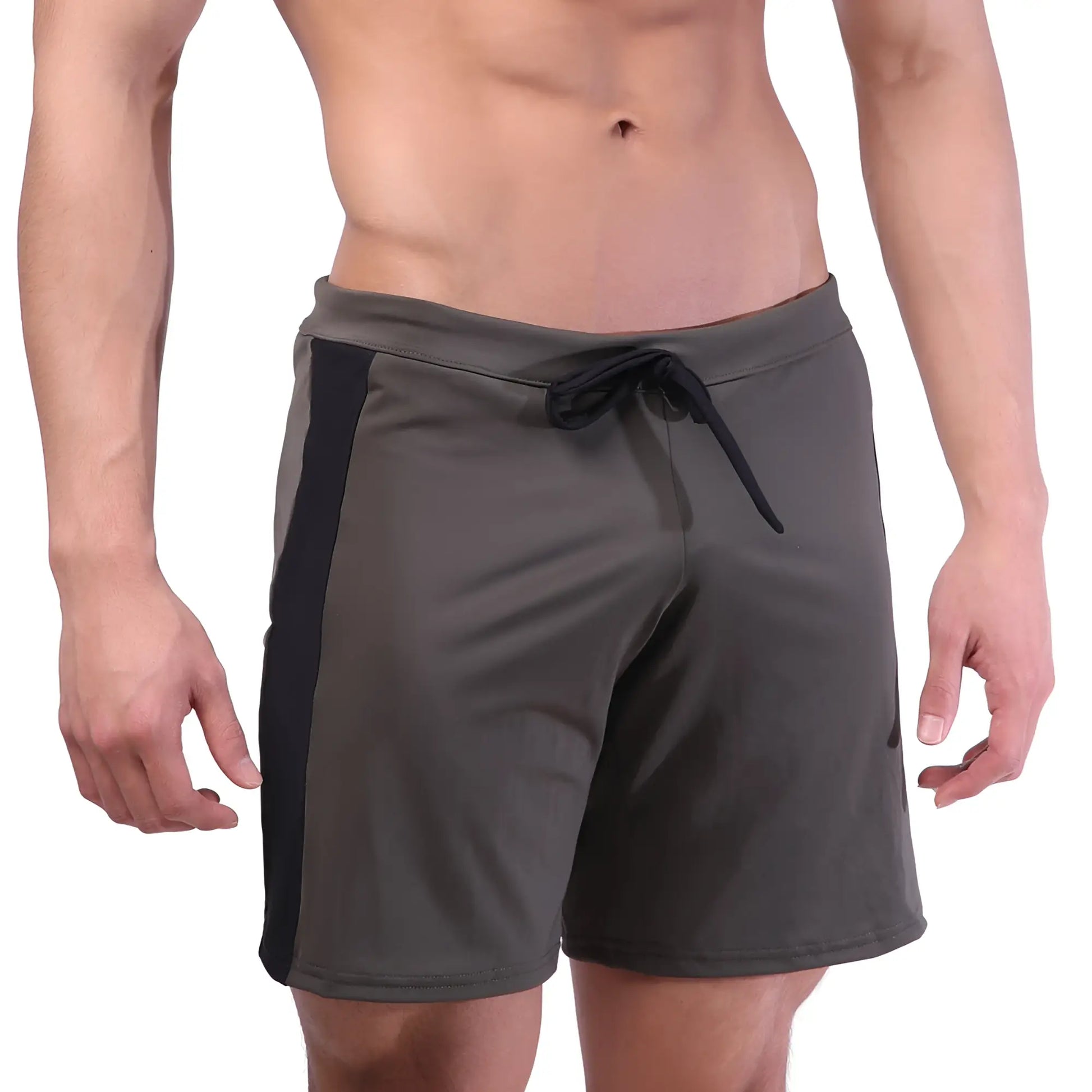 Dark gray metro malewear trainer shorts khaki 4713-26 with black side panels and matching drawstring waistband