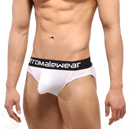 White men's briefs with a black waistband featuring the Metromalewear logo.