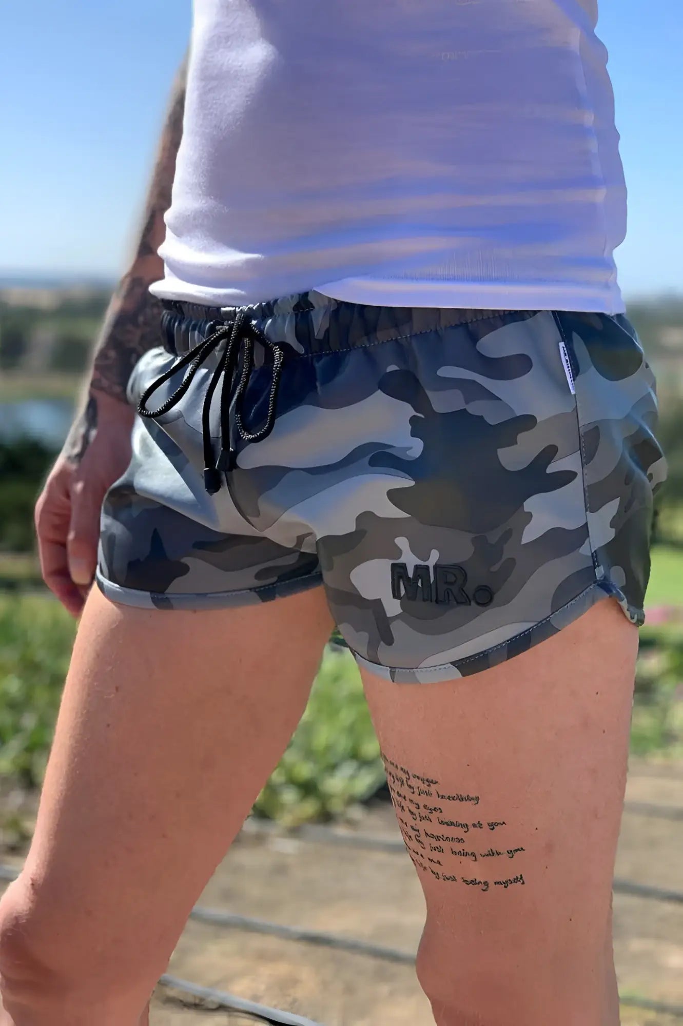 Mr Riegillio MR mini shorts camo 408830 size m gray and black camouflage shorts with drawstring waistband