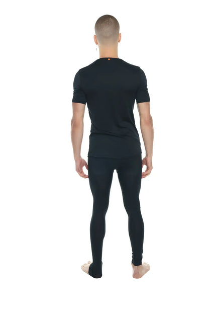 Black carbon perfect pocket crew-neck tee set with seamless form-fitting short sleeve top and full-length leggings