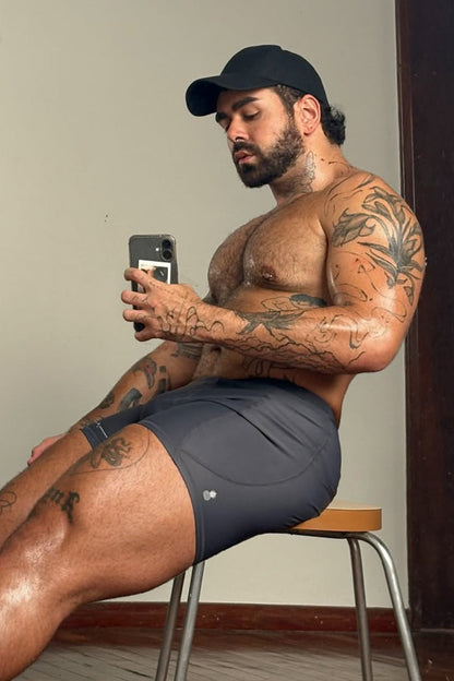 JJ Malibu Men's Lustrous Scrunch-Butt 4.5" Bike Shorts - Graphite