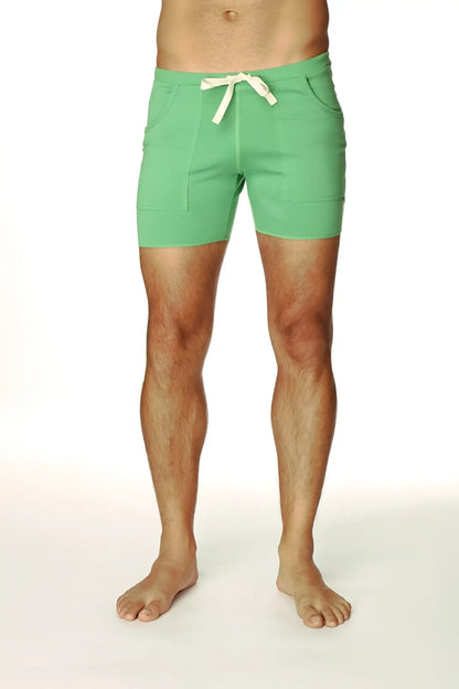 Transition yoga short bamboo green in mint with two front pockets and a cream tie made from bamboo fabric