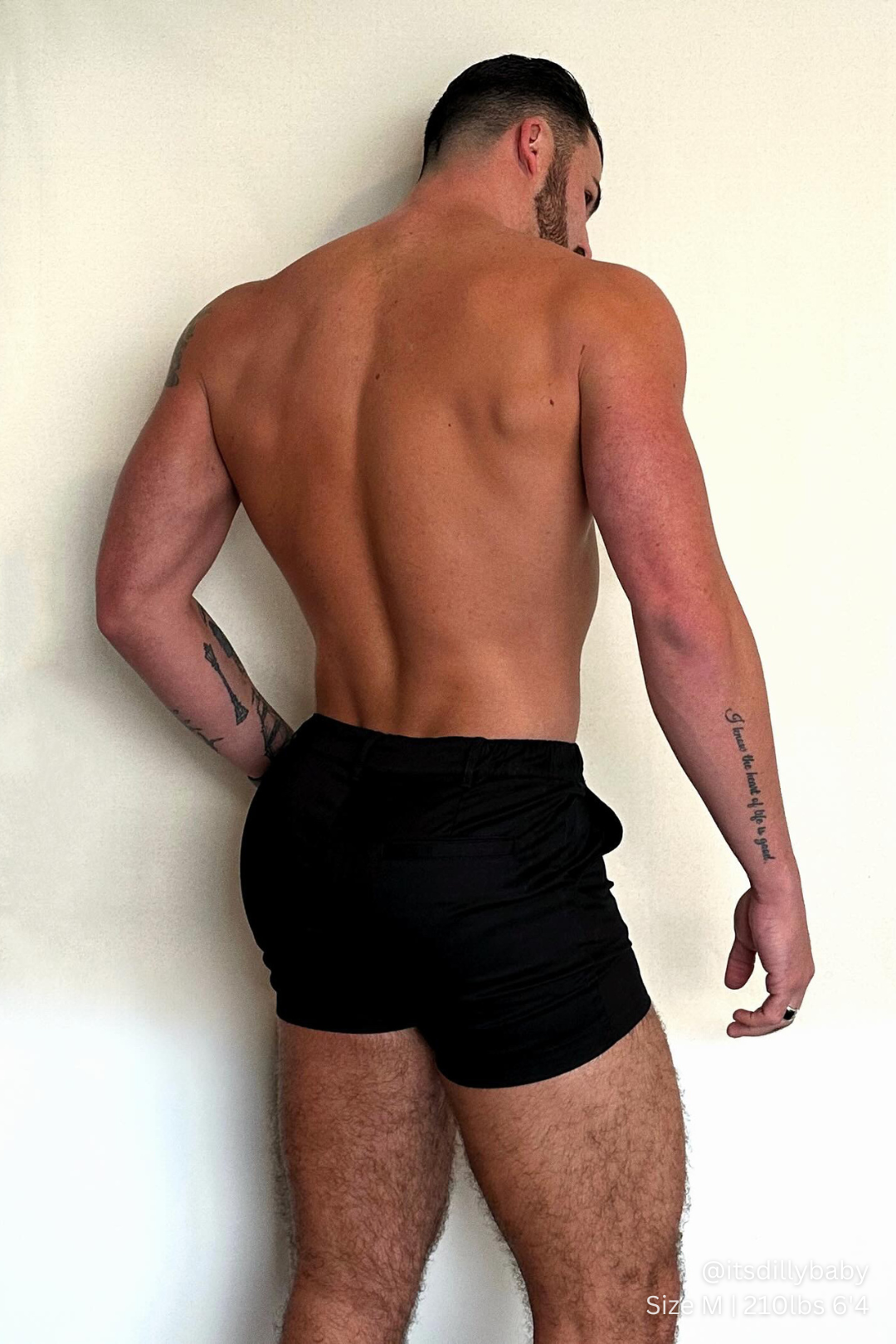 JJ Malibu Men's Muscle-fit Men's 4'' Stretchy Chino Shorts - Jet Black