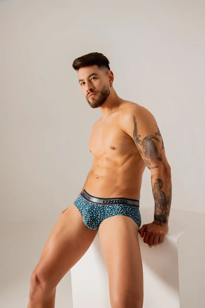 Blue leopard-print Unico 24020101110 redondel briefs with black elastic waistband in color 46-blue