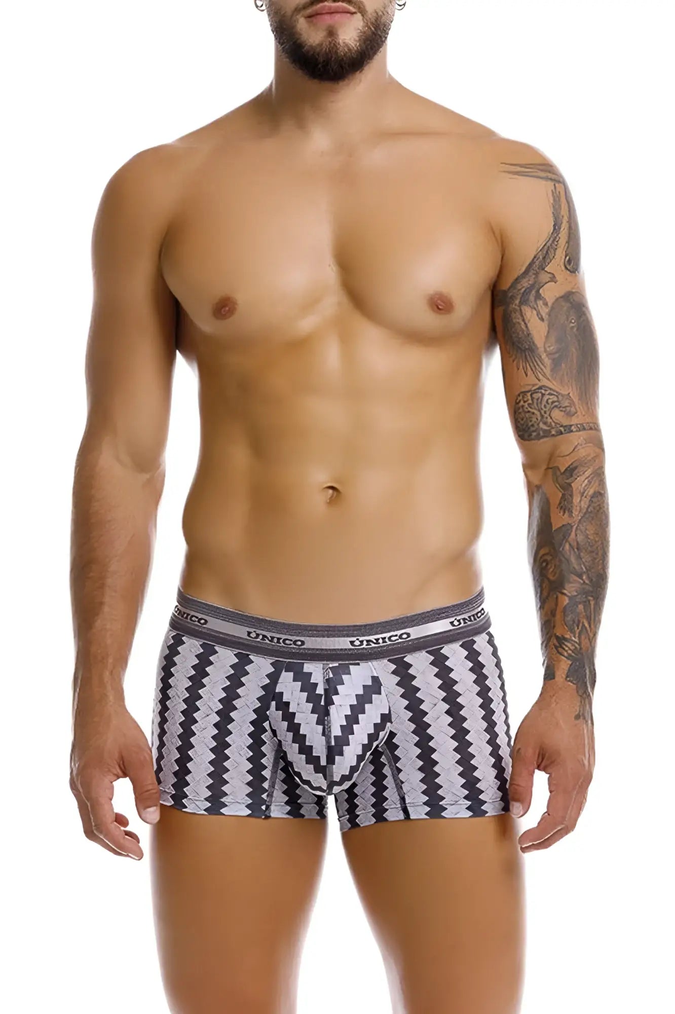 Black and white zigzag patterned unico 25040100118 tricotosa trunks with gray elastic waistband color 59 stripes