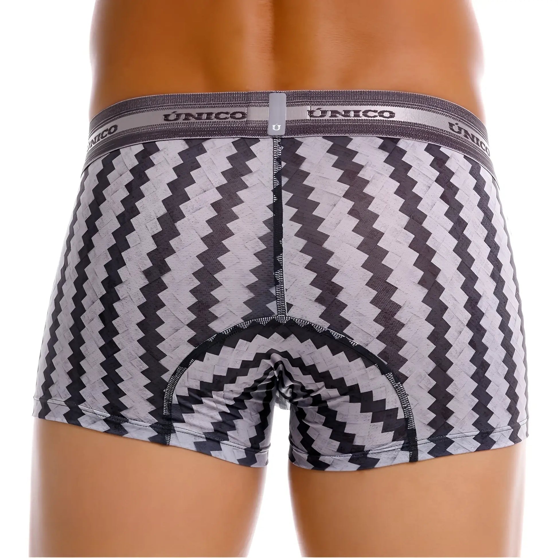 Unico 25040100118 tricotosa trunks are gray and black zigzag patterned men’s boxer briefs with a contoured design