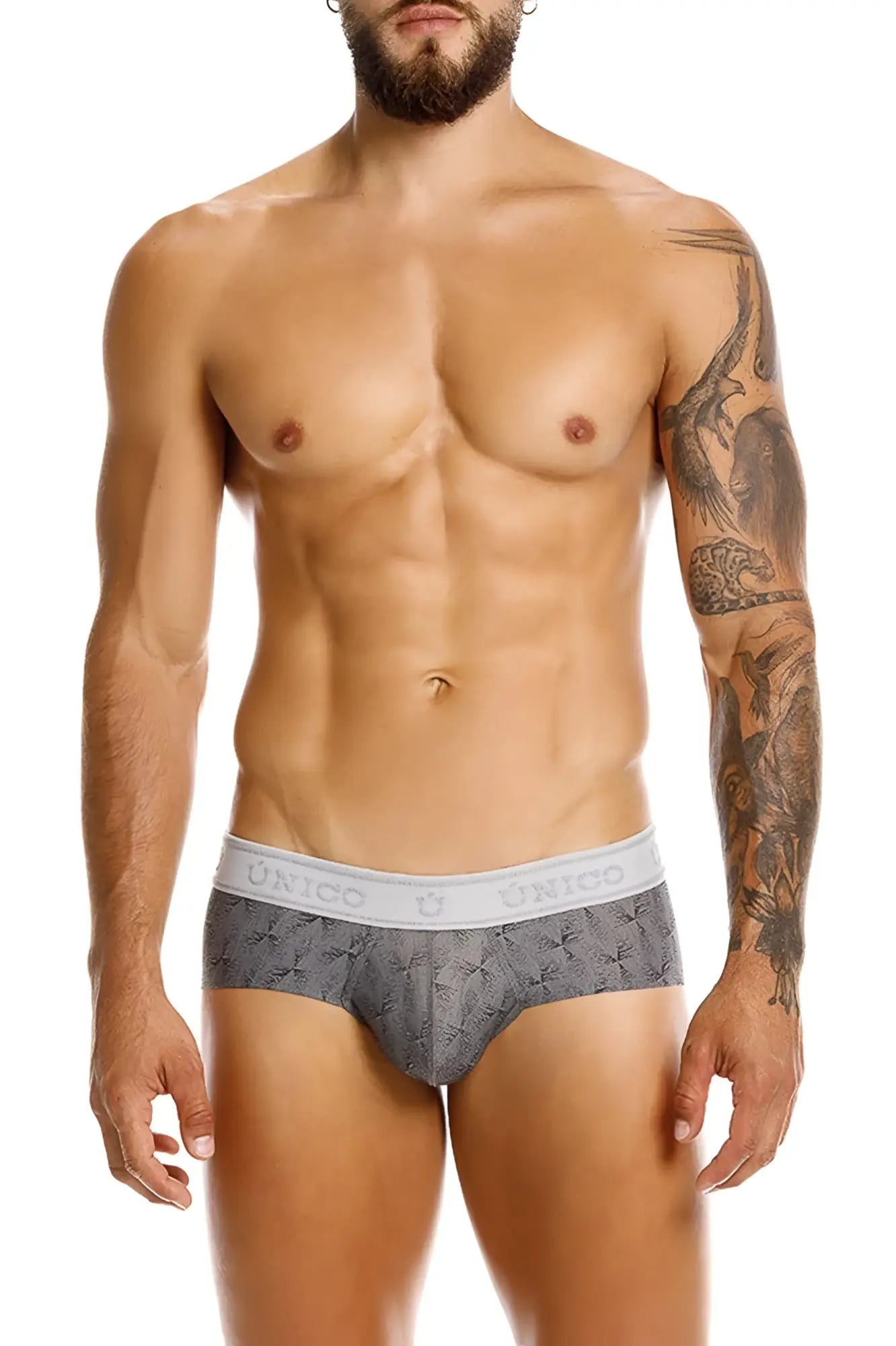 Gray unico 25050101103 chisell briefs with gray pattern and white elastic waistband featuring unico brand name